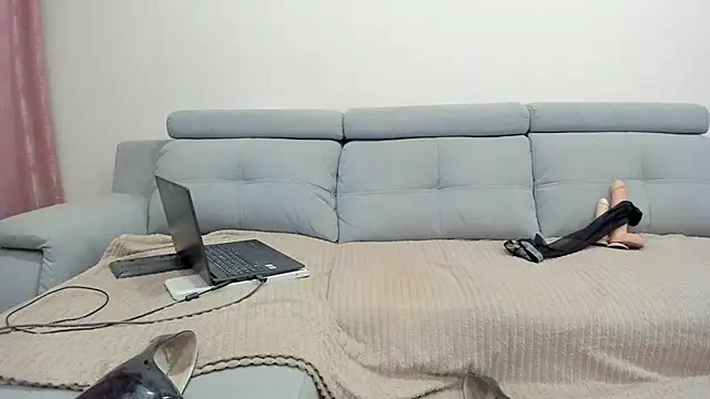 Snapshot of Kristina_Sinclair chatting on 12-06-24, 07:12 Kristina Sinclair online show from 12-06-24, 07:12