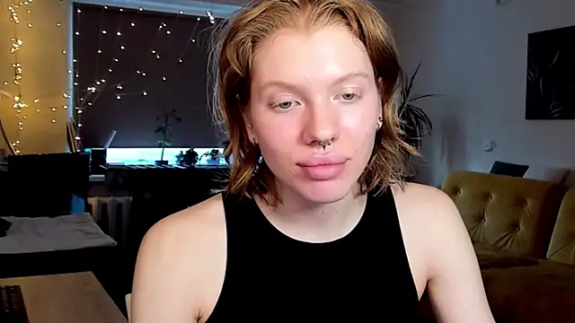 StellaDavis online show from 02-19-25, 01:06