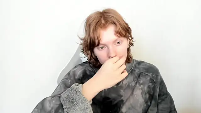 StellaDavis online show from 02-06-26, 08:07