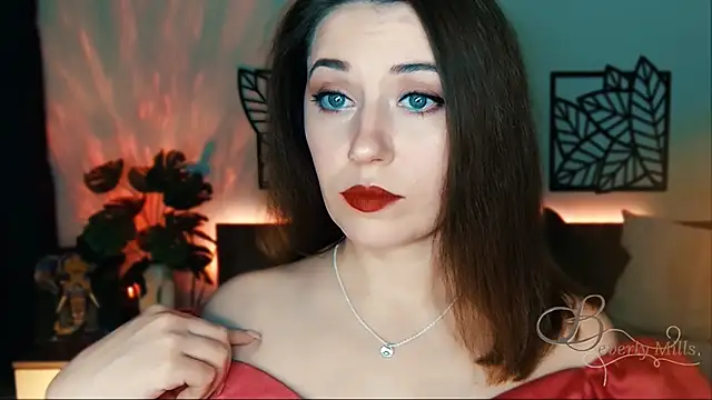 Snapshot of MissBeverlyMills chatting on 02-02-25, 06:10 MissBeverlyMills online show from 02-02-25, 06:10