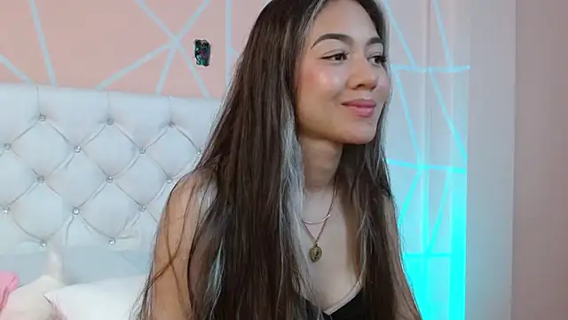 hantonella  online show from 10-04-25, 08:51