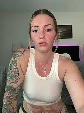 MaggieMayI89 online show from 07-28-26, 06:20