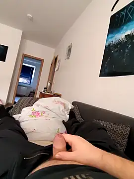 Henryb61 online show from 12-13-24, 11:23