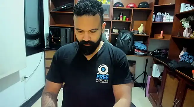 Snapshot of Drako_Argentii chatting on 12-18-24, 04:09 Drako Argentii online show from 12-18-24, 04:09