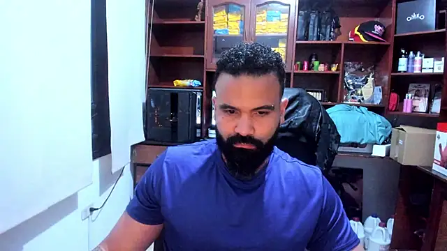 Snapshot of Drako_Argentii chatting on 03-05-25, 08:10 Drako Argentii online show from 03-05-25, 08:10