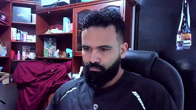 Snapshot of Drako_Argentii chatting on 03-08-25, 03:06 Drako Argentii online show from 03-08-25, 03:06