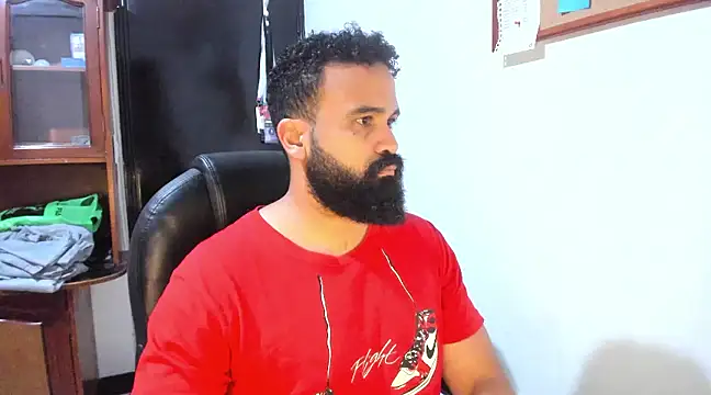 Snapshot of Drako_Argentii chatting on 03-18-25, 11:42 Drako Argentii online show from 03-18-25, 11:42