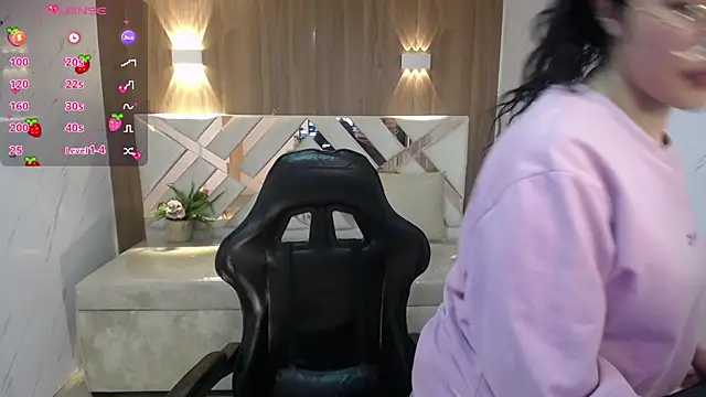 victoria castillo b online show from 10-02-25, 03:02