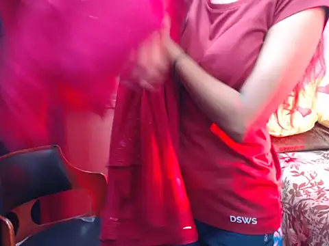 Snapshot of Angel_kiyara chatting on 10-01-25, 06:47 Angel kiyara online show from 10-01-25, 06:47