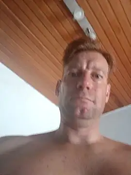 MArciQuarky online show from 10-12-25, 08:24