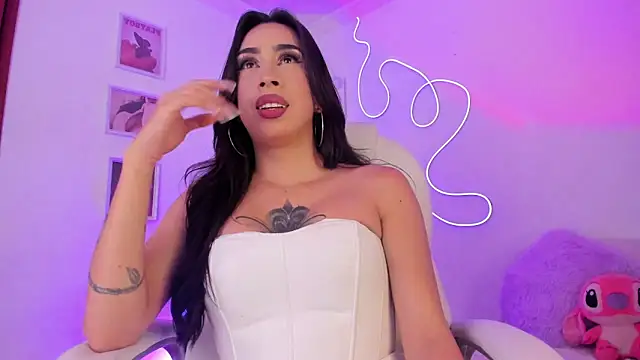 Snapshot of JulietaBomGV chatting on 03-01-25, 12:39 JulietaBomGV online show from 03-01-25, 12:39