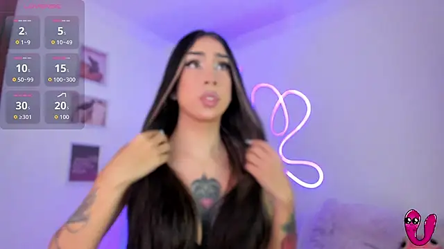 Snapshot of JulietaBomGV chatting on 10-26-25, 01:55 JulietaBomGV online show from 10-26-25, 01:55