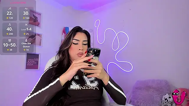 Snapshot of JulietaBomGV chatting on 11-20-25, 03:07 JulietaBomGV online show from 11-20-25, 03:07