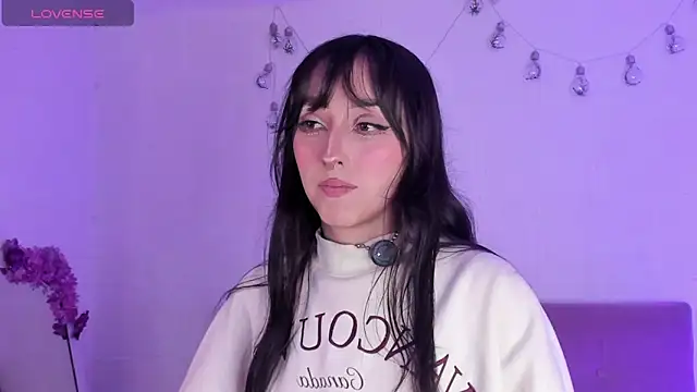 Snapshot of v1cky_ chatting on 02-08-26, 12:14 v1cky online show from 02-08-26, 12:14