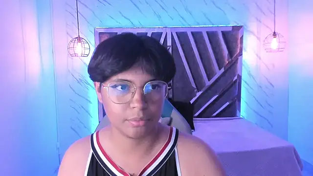 Emmapark  online show from 02-07-25, 01:15