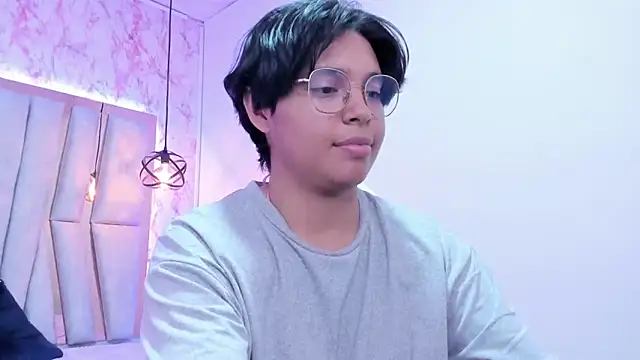 Emmapark  online show from 03-20-25, 05:36