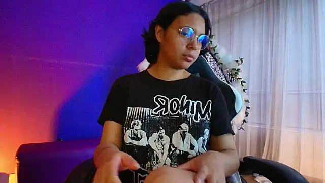 Emmapark  online show from 03-22-26, 07:28