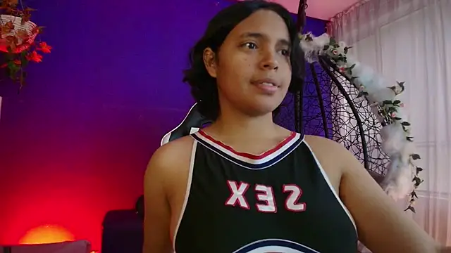 Emmapark  online show from 03-30-26, 06:42