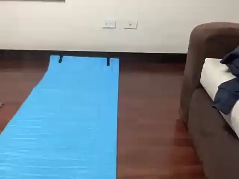 littlelatinhunter online show from 11-14-25, 10:47