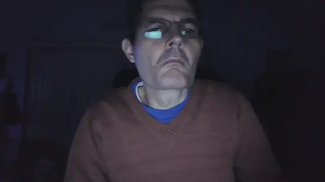 Snapshot of Copfiremen4566 chatting on 12-04-24, 04:10 Copfiremen4566 online show from 12-04-24, 04:10