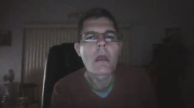 Snapshot of Copfiremen4566 chatting on 03-14-25, 03:37 Copfiremen4566 online show from 03-14-25, 03:37