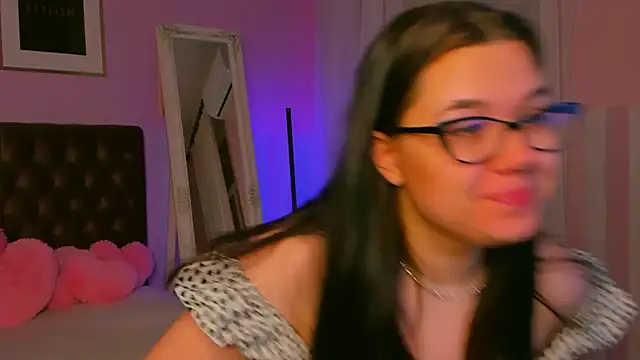 Snapshot of SelenaaSky chatting on 12-14-24, 02:10 SelenaaSky online show from 12-14-24, 02:10