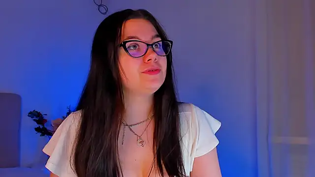 Snapshot of SelenaaSky chatting on 12-20-24, 05:40 SelenaaSky online show from 12-20-24, 05:40