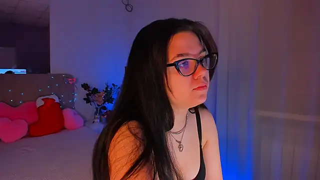 Snapshot of SelenaaSky chatting on 12-25-24, 01:41 SelenaaSky online show from 12-25-24, 01:41