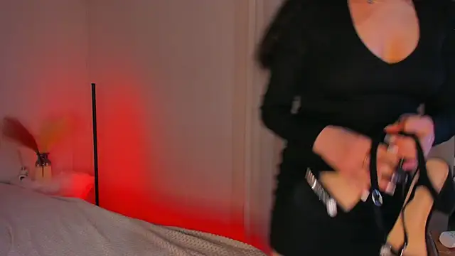 Snapshot of SelenaaSky chatting on 01-18-25, 11:11 SelenaaSky online show from 01-18-25, 11:11