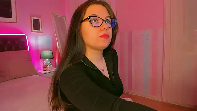 Snapshot of SelenaaSky chatting on 03-14-25, 12:07 SelenaaSky online show from 03-14-25, 12:07