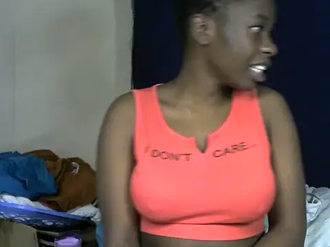 Snapshot of Novah_ chatting on 05-09-26, 09:53 Novah online show from 05-09-26, 09:53