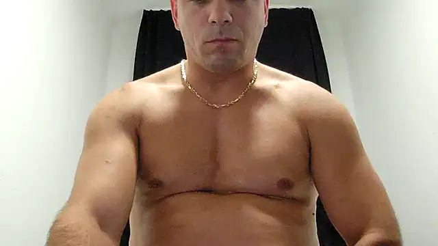 Snapshot of Mitzatb4u chatting on 09-14-25, 01:49 Mitzatb4u online show from 09-14-25, 01:49