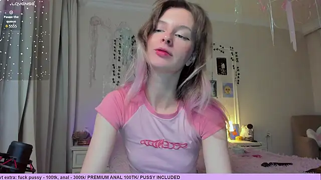 Snapshot of Neko_kitsune1 chatting on 12-16-25, 06:13 Neko kitsune1 online show from 12-16-25, 06:13