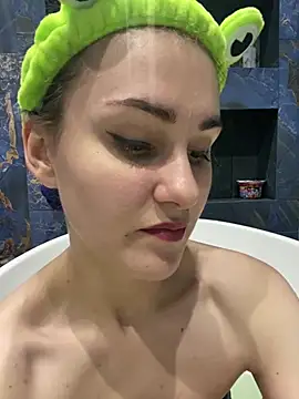 Erotic Synth Goddess online show from 02-24-25, 04:15