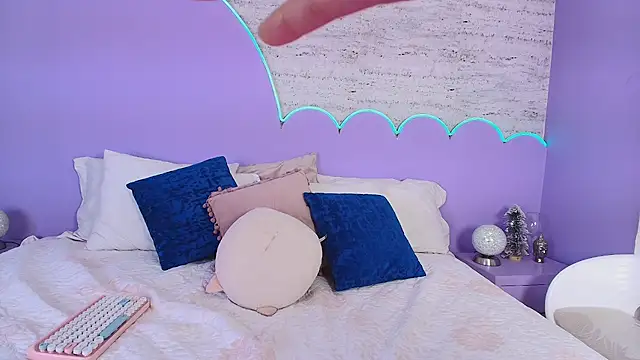 Giaa Ross online show from 02-10-26, 07:40