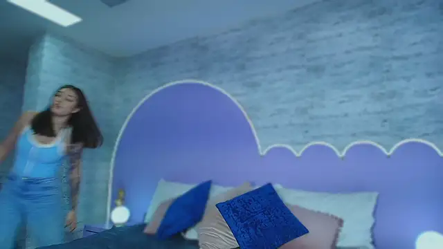 Giaa Ross online show from 03-31-26, 07:36