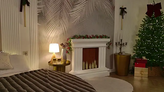 Miley Smile online show from 12-19-25, 05:58