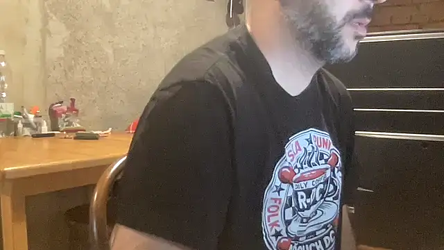 RedDante89 online show from 07-17-26, 06:31