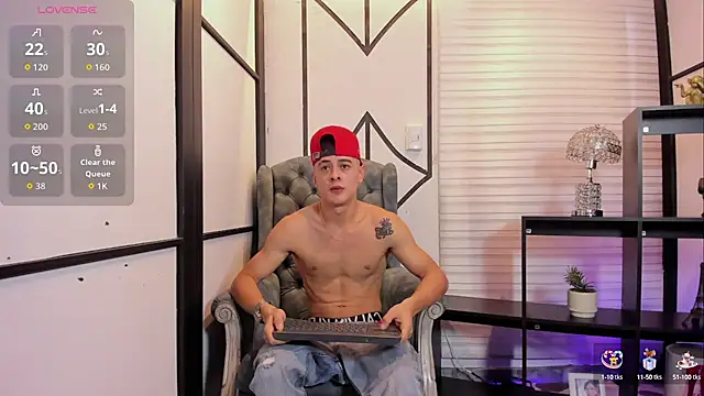 JuniorMorris  online show from 10-08-25, 08:39