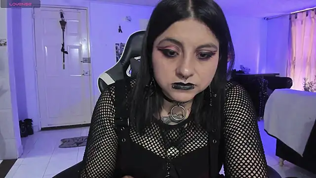 Snapshot of Acid666_alice chatting on 09-18-25, 04:20 Acid666 alice online show from 09-18-25, 04:20