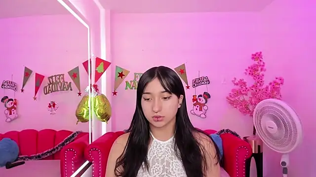 Miss dolly  online show from 12-28-24, 12:24