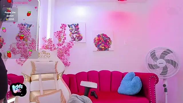 Miss dolly  online show from 03-10-25, 03:30