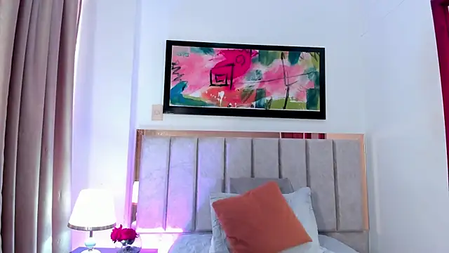 LeaahCarter online show from 12-31-24, 04:35