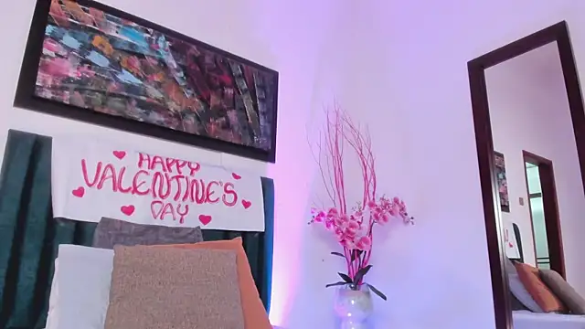 LeaahCarter online show from 02-14-25, 09:10