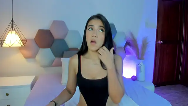 LeaahCarter online show from 03-21-25, 06:07