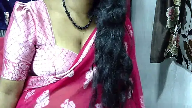 Snapshot of samyukthapuretelugu chatting on 03-04-25, 02:53 samyukthapuretelugu online show from 03-04-25, 02:53