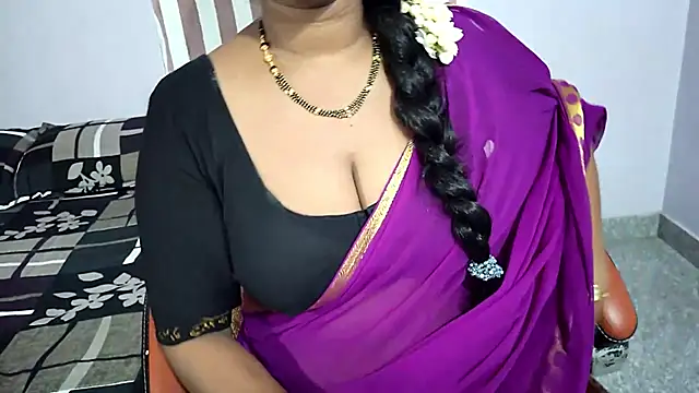 Snapshot of samyukthapuretelugu chatting on 04-04-26, 04:00 samyukthapuretelugu online show from 04-04-26, 04:00