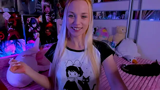 Cute  Pony online show from 05-13-26, 08:16