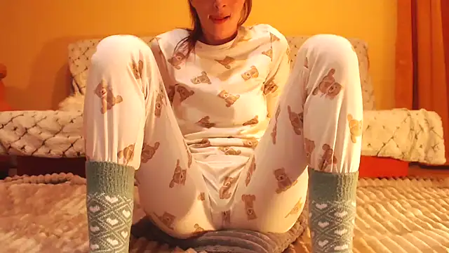 LovelyAndraGirl online show from 10-12-25, 05:45