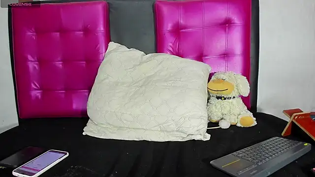 AlanaLars online show from 09-29-25, 10:14